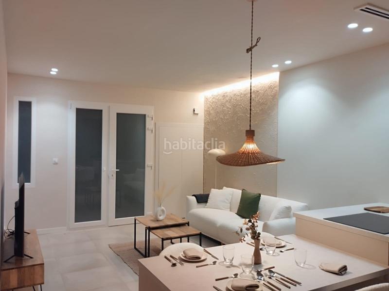 Foto 944d5039-6415-49dc-be31-29f15763c59e. Planta baja moderno bajo reformado en san blas, . en Alicante