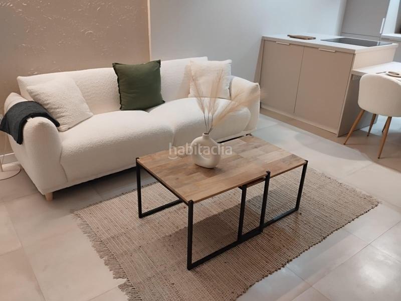 Foto c01ce0c0-e6a5-48a4-aa3e-19b858f99f65. Planta baja moderno bajo reformado en san blas, . en Alicante