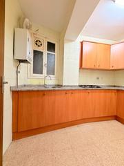 Appartement à Benalúa. Oportunidad de vivienda en la zona de benalúa!