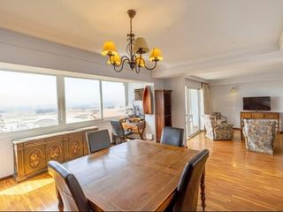 Rent Flat  Plaza de galicia. Estupenda vivienda familiar con vistas al mar en ensanche diputa