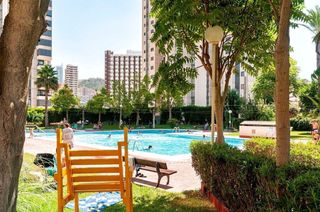 Flat in Rincón Bajo. Amplio piso en benidorm con piscina y terraza cubierta