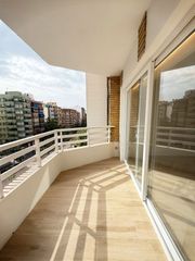 Location Appartement  Avenida del general marvá. Vivienda de lujo reformada en av general marvá, alicante