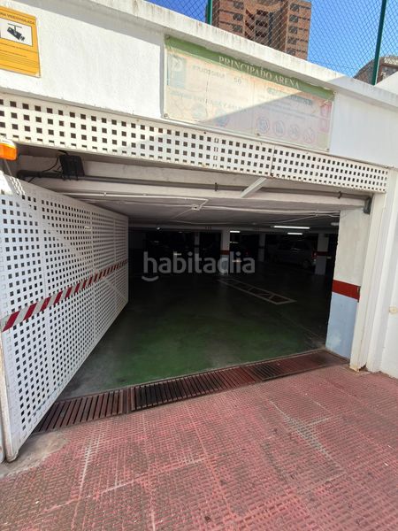 Foto cbdd3afd-b47f-4e98-8157-765f549e74e3. Pis amb calefacció aparcament piscina a Playa Levante Benidorm