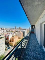 Lloguer Pis  Avenida catedratico soler. Vivivenda reformada con excelentes acabados. vistas despejadas.