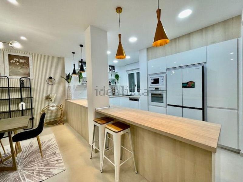 Foto 4a70108a-bdca-437f-81f8-a6127ae5d3ec. Rent flat with heating in Casco Antiguo - Sta. Cruz - Ayuntamiento Alicante