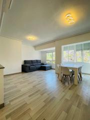 Location Appartement  Calle de vázquez de mella. Bonito piso reformado con vistas al castillo santa bárbara.