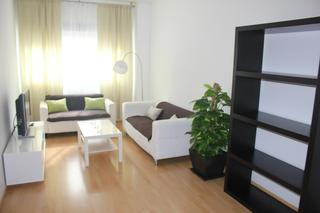 Miete Etagenwohnung  Calle del maestro marqués. Estupendo piso en la zona del mercado.