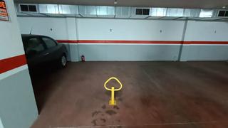 Car parking in Calle Santa Mónica 0