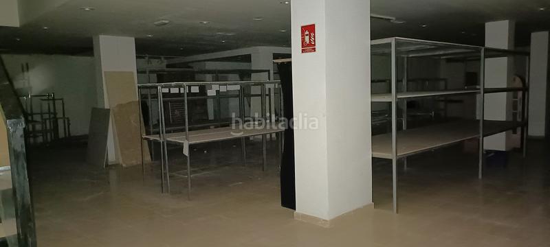 Foto 109b4b44-55f9-4b60-bb76-76b9bab9f756. Alquiler local comercial en carretera de ronda 387 se alquila magnifico local de 1.300m2. en Almería