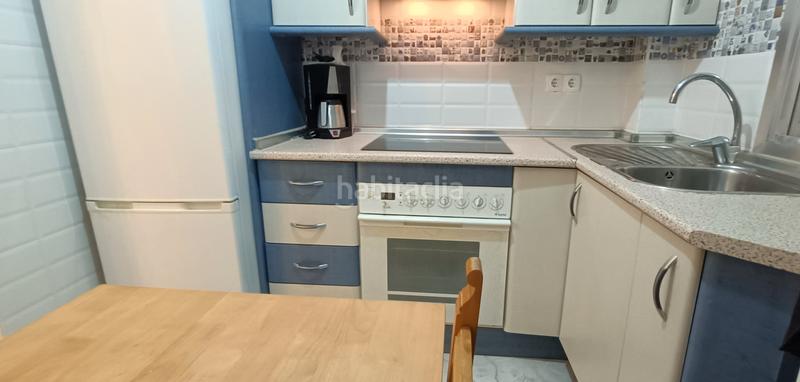 Foto f63b2bd1-1827-433e-8131-4236a0fe13f9. Appartamento in calle san leonardo 23 in Plaza de Toros - Santa Rita Almería