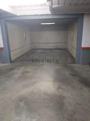 Aparcament cotxe  Carrer de calixt iii