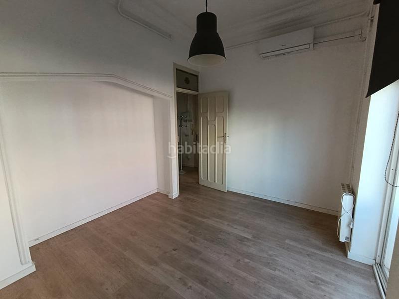 Foto e6bf6f51-5fc1-44a2-9539-cbb2fa5069bb. Alquiler piso  en alquiler en calle marqués de zenete en Valencia