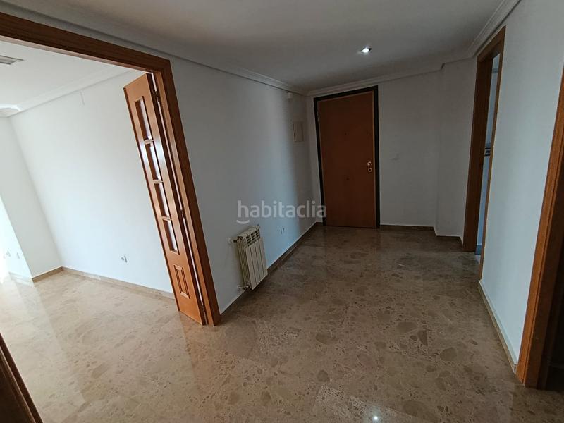 Foto b8bdf9a7-0bf7-4161-9e35-868d35684a56. Alquiler piso  en alquiler en paseo de la alameda en Valencia