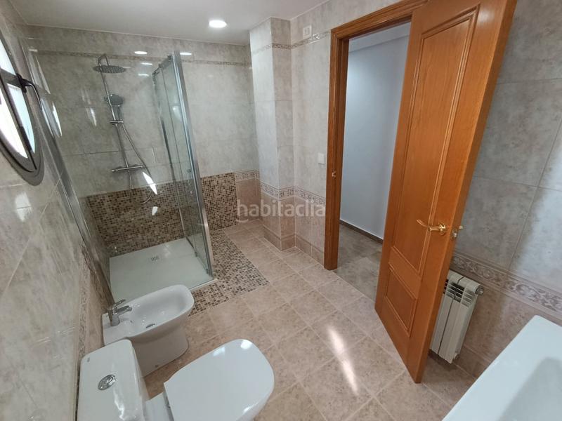 Foto 9d8c4ca8-cb61-4dde-b5c2-37d26509f304. Rent flat with parking in Penya-Roja - Avda. Francia Valencia