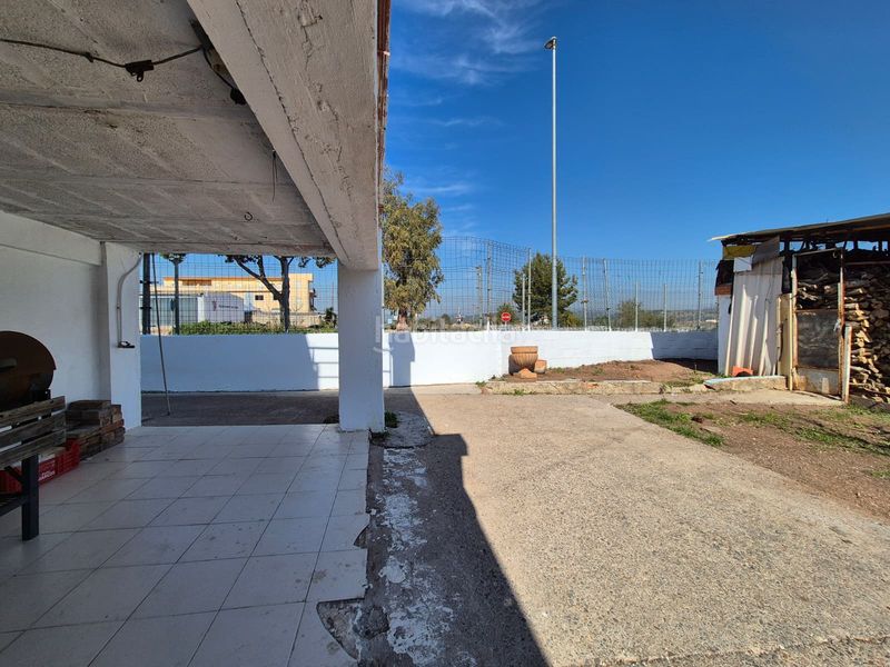 Foto 84454767-c443-4f4d-a2a1-7257958d9007. Xalet amb aparcament a Gilet