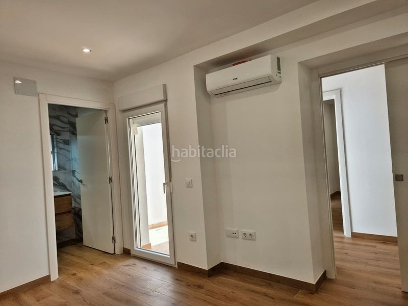 Foto ca65e0ed-404e-49db-80c1-5390ae438488. Flat in carrer del bisbe cervera 11 in Núcleo Urbano Pobla de Vallbona (la)