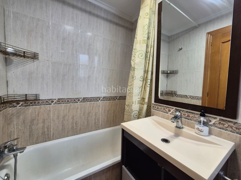 Foto a7659aa2-2e59-4a97-aa52-8bd5ece8313a. Pis amb aparcament a Almàssera