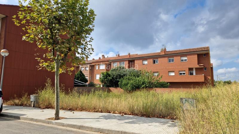Foto 0455b528-b840-4201-9100-4c812a18d1ed. Terreny residencial a casc antic - nou Cambrils Cambrils