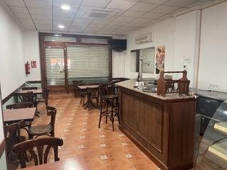 Local commercial dans Port - Horta de Santa Maria