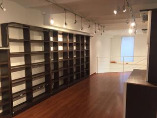 Rent Business premise in Centre. Local comercial en dos plantas