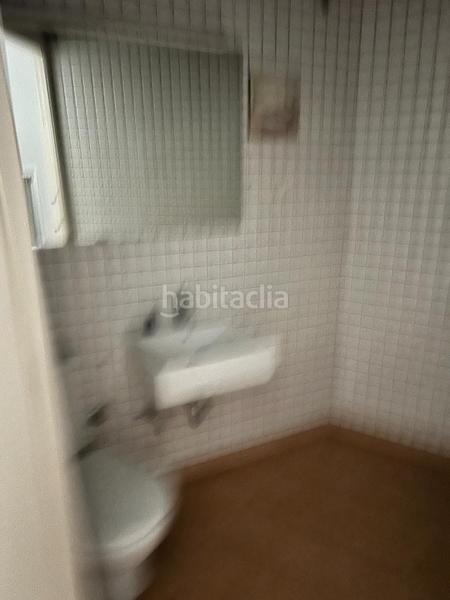 Foto 0f91fc1c-226e-4680-a427-6bcec71a8832. Local comercial local en venta o alquiler en Ponent Reus