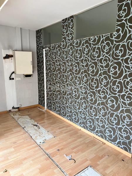 Foto 1d70949a-98ee-4214-883f-4a32645e8d35. Local comercial local en venta o alquiler en Ponent Reus