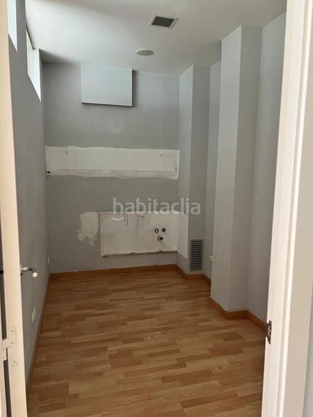 Foto 375c8bdc-efb1-487b-bd5a-5d98bb7f4af0. Local comercial local en venta o alquiler en Ponent Reus