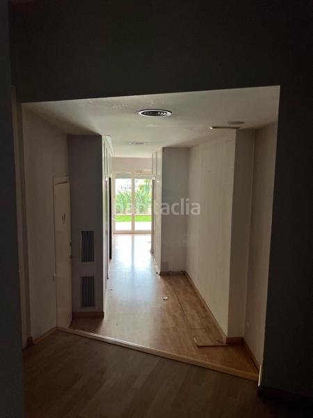 Foto 391c2ca5-f700-477d-a93a-b81191240d88. Local comercial local en venta o alquiler en Ponent Reus