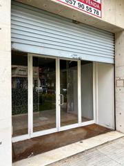 Local commercial dans Ponent. Local en venta o alquiler