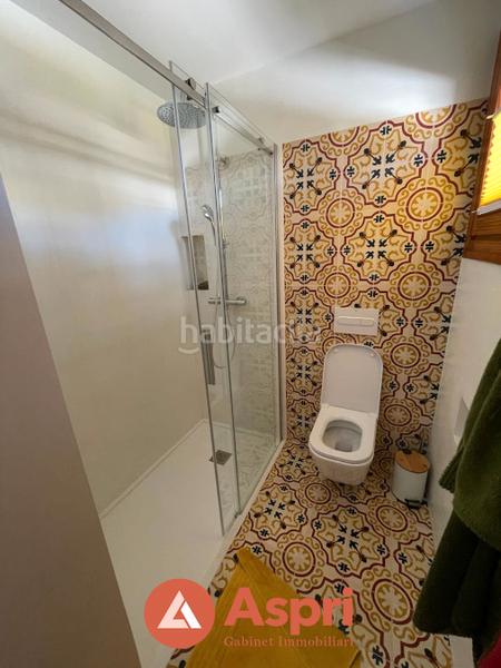 Foto 3d4f07a8-6b27-4cbf-b0d3-1fe9244f94dd. Chalet mit kamin heizung parking pool in Ciutat Diagonal Esplugues de Llobregat