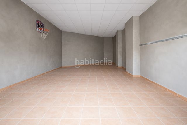 Foto 68470dce-26fb-479d-a90d-586656000ed2. Local comercial a Verges