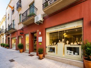 Miete Geschäftsraum in Torroella de Montgrí. Tienda de joyeria y taller