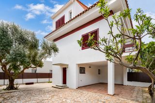 Miete Haus in L´Estartit Poble. Casa con patio