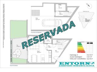 Maison à Santa Perpètua de Mogoda. Casa en construcción, única  en el centro del pueblo con 4 habit