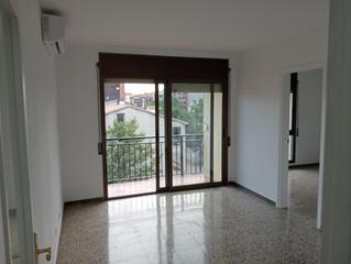Etagenwohnung in Can Pantiquet. Piso en can pantiquet