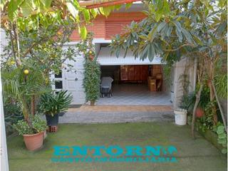 Maison à Col·legis Nous. Acogedora casa en mollet