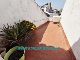 Piso en Santa Perptua de Mogoda. Piso ideal parejas o singles en excelente zona del pueblo.