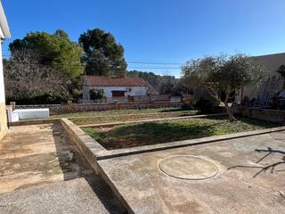 Lloguer Xalet a Castellnou-Can Mir-Can Solà. Casa reformada con gran parcela !!