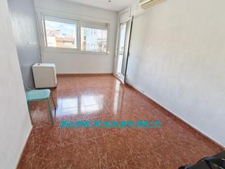 Etagenwohnung in Polinyà. Piso perfecto parejas o primera vivienda !!