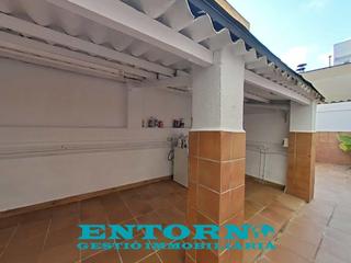 Piso en Col·legis Nous. Bajo con patio en el centro de mollet!