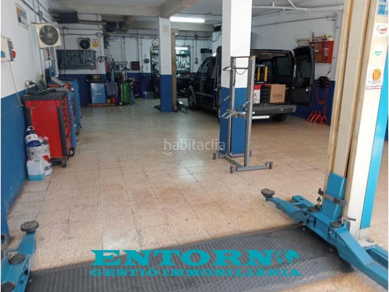 Foto abdf8e8a-4926-438c-864f-940707422954. Local comercial amplio local en mollet en Col·legis Nous Mollet del Vallès