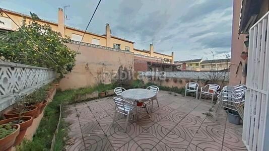 Foto 535b6c5c-8230-4d85-9147-feac19848a9b. Casa amb calefacció aparcament a Polinyà