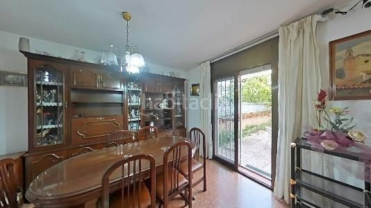 Foto ab6fe2c3-3d75-4cfc-9675-9dfdde9d3a47. Casa amb calefacció aparcament a Polinyà
