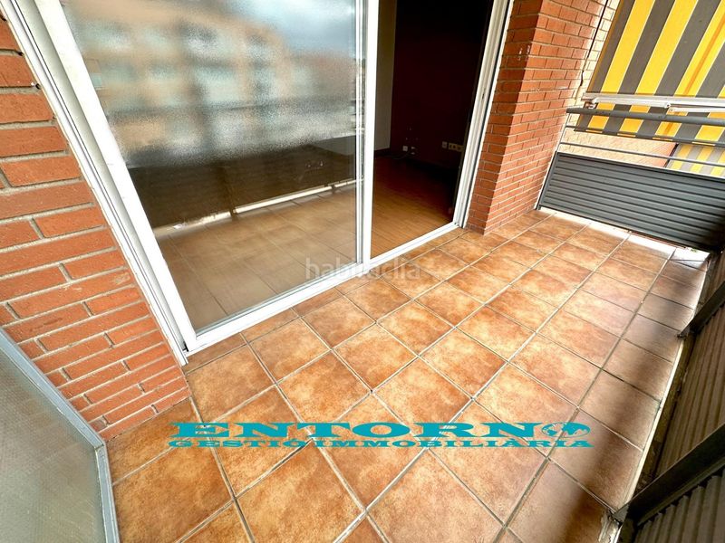 Foto aba56072-a1fd-4599-ba85-df40abeebced. Pis amb calefacció aparcament a Polinyà