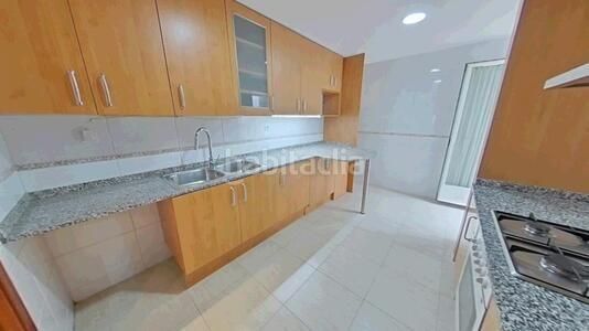 Foto b399494d-3c2c-4737-9e3a-594ee9cacbf4. Pis amb calefacció aparcament a Polinyà