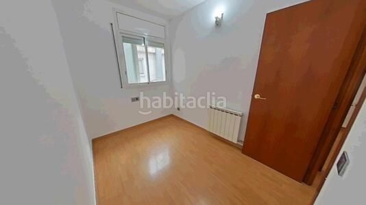 Foto bb94e117-dea5-478d-bb31-852c61bee82b. Flat with heating parking in Polinyà
