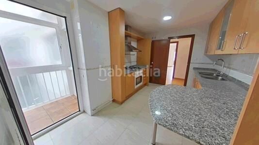 Foto e5598675-6c21-4279-bb13-7308263662ee. Pis amb calefacció aparcament a Polinyà