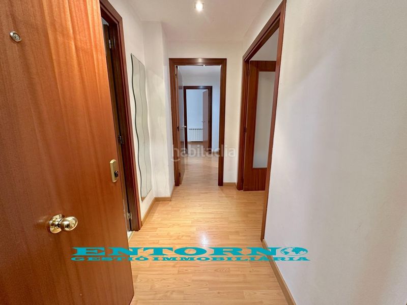 Foto e6e58a1f-fc85-4ec9-a52d-4fcfc1a4ccb5. Pis amb calefacció aparcament a Polinyà