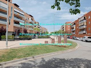 Etagenwohnung in Polinyà. Piso seminuevo con parquing y trastero en rambla de polinyà !!!