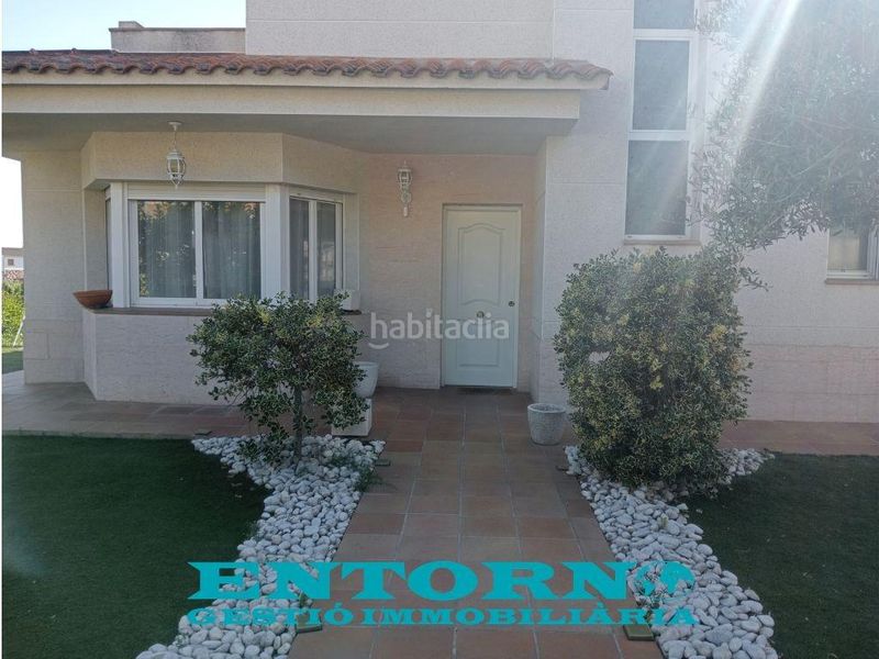 Foto 32e3a6d9-f8bb-4914-ba99-e69d23d463ea. Casa amb calefacció aparcament piscina a Lliçà d´Amunt